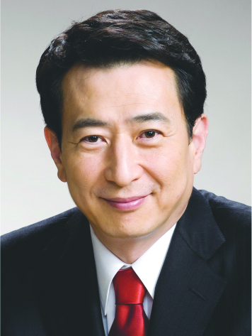 빙그레 김호연 회장이 적십자인도장 금장 수상자로 선정됐다. 사진 빙그레 제공